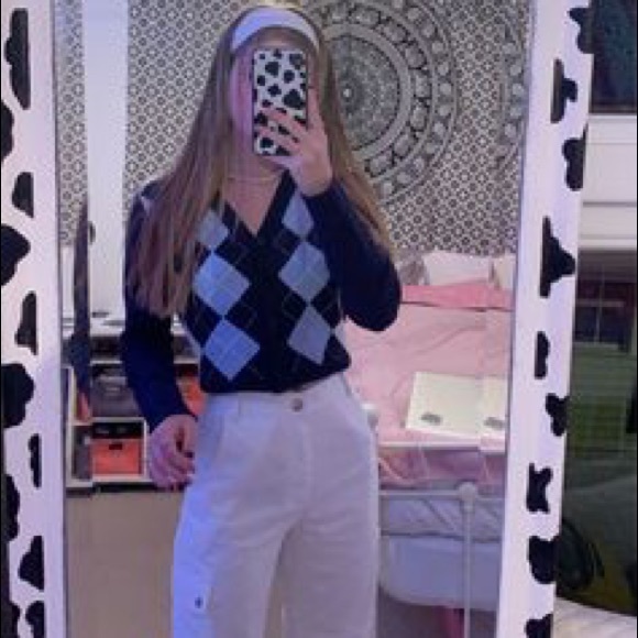 Clothing Aesthetic Box - Picture 7 of 8